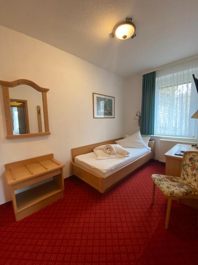 Muldenschlosschen Hotel Lunzenau Luaran gambar